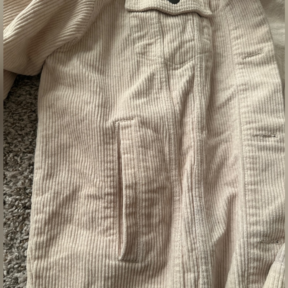 Jacket - Picture 4 of 6